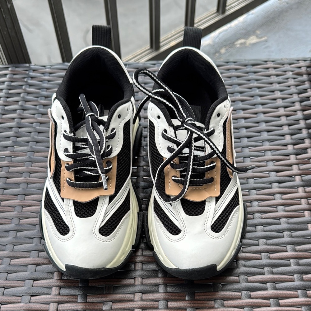 Steve Madden Black, White, and Tan Sneakers